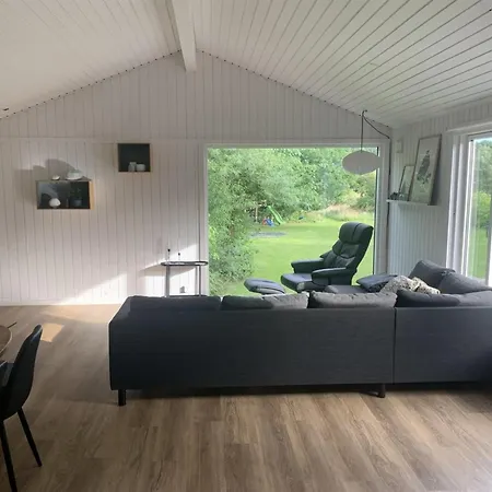 Bjerne - 250m To The Fjord By Interhome