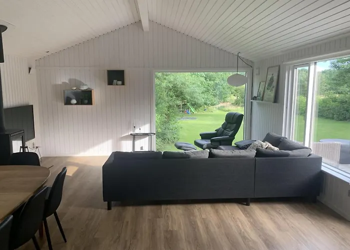 Bjerne - 250m To The Fjord By Interhome